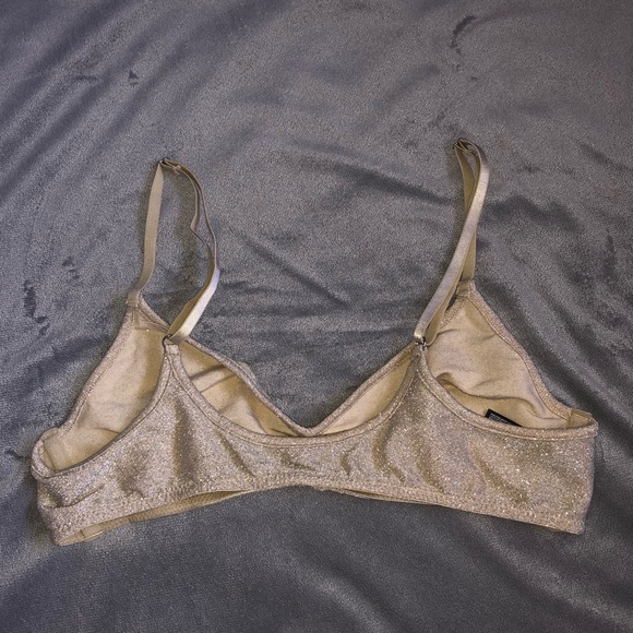 SOLD ON INSTA - Picture 2 of 3